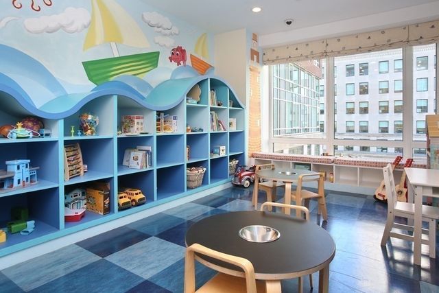 400 Stuart 18C, Boston, MA 02116