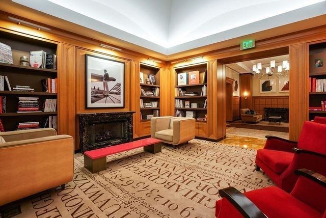 400 Stuart 18C, Boston, MA 02116