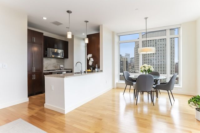 400 Stuart 18C, Boston, MA 02116