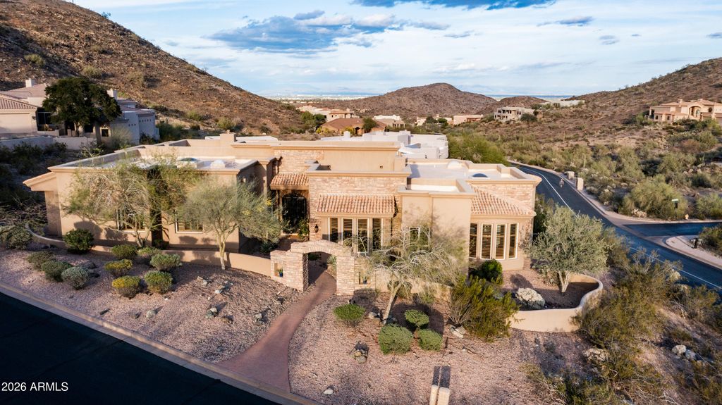 1744 E DESERT WILLOW Drive, Phoenix, AZ 85048 — exterior