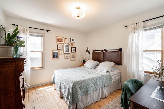 1015 S 76th STREET, West Allis, WI 53214