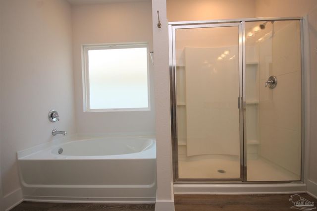 5788 Danbury Blvd, Pace, FL 32571