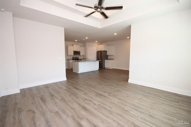 5788 Danbury Blvd, Pace, FL 32571