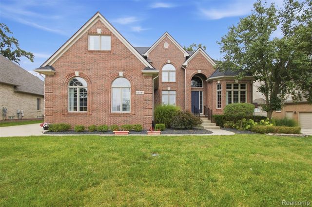 55744 Lancewood Drive, Shelby Charter Township, MI 48316
