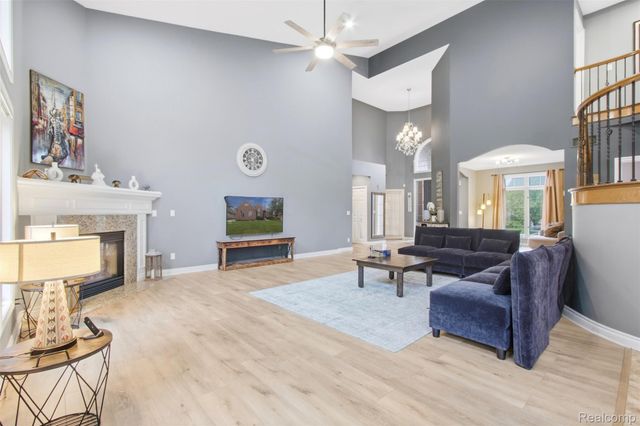 55744 Lancewood Drive, Shelby Charter Township, MI 48316