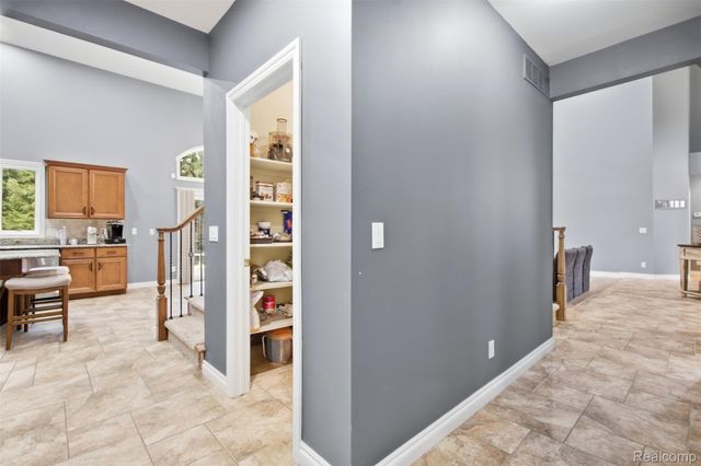 55744 Lancewood Drive, Shelby Charter Township, MI 48316