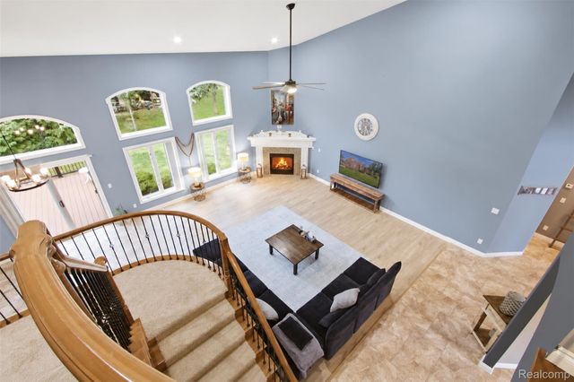 55744 Lancewood Drive, Shelby Charter Township, MI 48316
