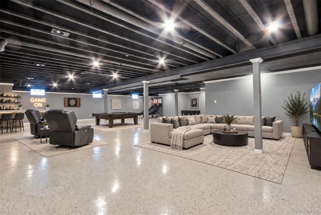 55744 Lancewood Drive, Shelby Charter Township, MI 48316