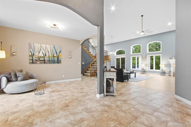 55744 Lancewood Drive, Shelby Charter Township, MI 48316