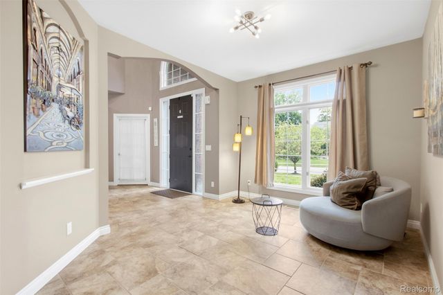 55744 Lancewood Drive, Shelby Charter Township, MI 48316