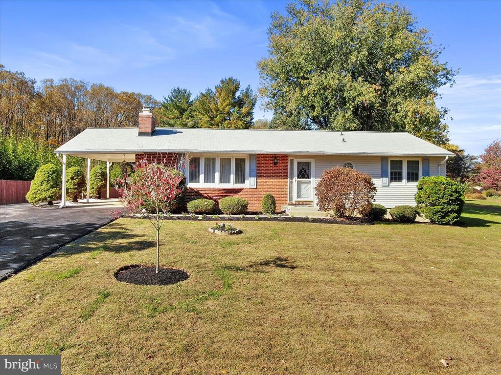 1546 HENRYTON RD, Marriottsville, MD 21104