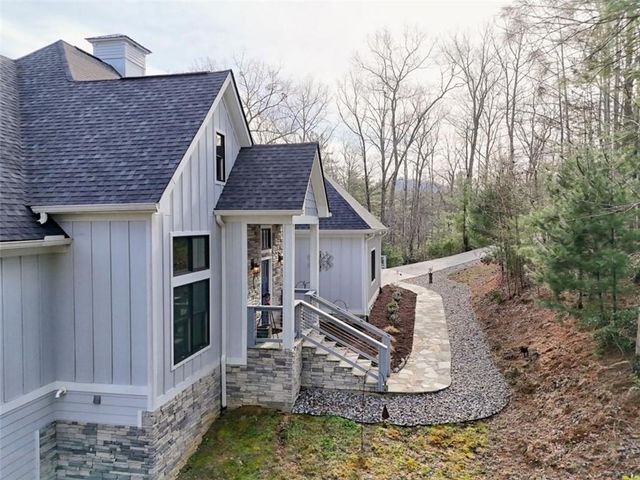452 Chestnut Mountain Road, Blairsville, GA 30512