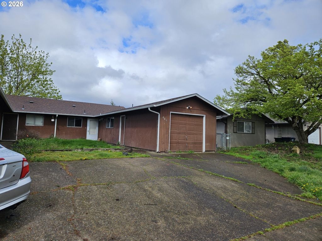 -1 W QUINALT St, Springfield, OR 97477