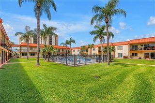 10365 PARADISE BOULEVARD 27, St Petersburg, FL 33706