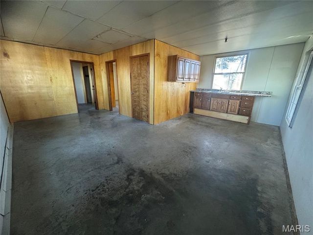 42850 Maries Road 638 Road, Dixon, MO 65459