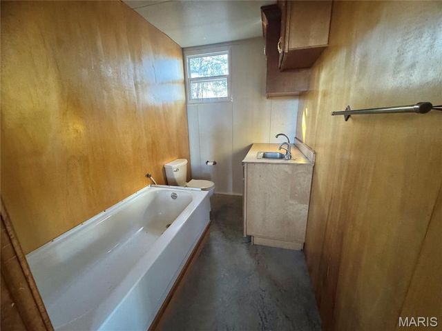 42850 Maries Road 638 Road, Dixon, MO 65459