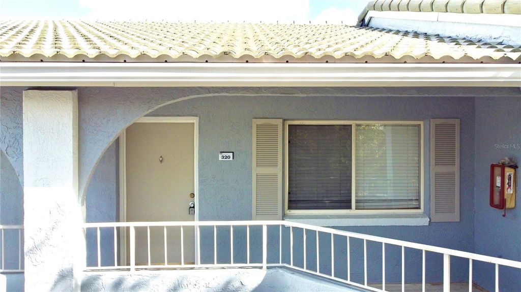 Image 1 of property listing at 120 BLUE POINT WAY 320, Altamonte Springs, FL 32701