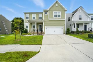 121 Meadows Landing LN, Suffolk, VA 23434