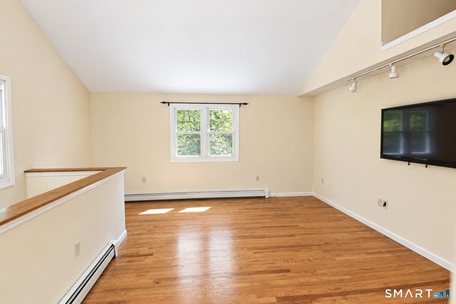 22 Peaceable Street A, Redding, CT 06896