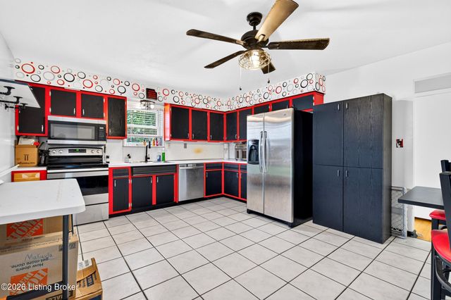 1267 Lipps Ln, Louisville, KY 40219