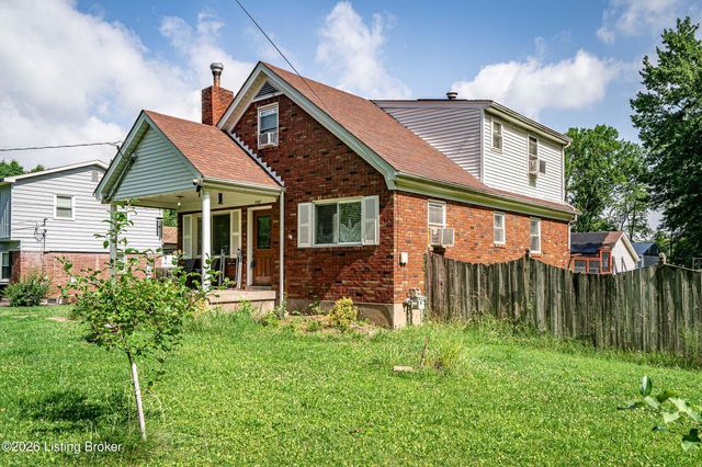 1267 Lipps Ln, Louisville, KY 40219