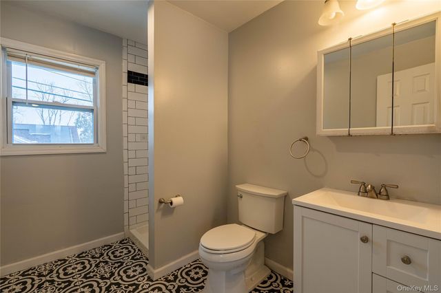 1 Briarwood Crescent, Newburgh, NY 12550