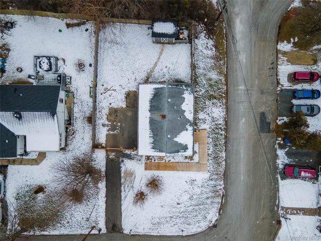 1 Briarwood Crescent, Newburgh, NY 12550