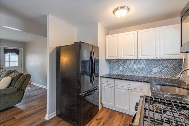 1 Briarwood Crescent, Newburgh, NY 12550