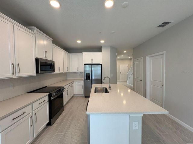 627 POTHOS STREET, Apopka, FL 32703