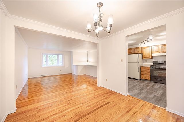 344 Springwood Dr, Penn Hills, PA 15147