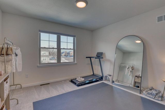 1721 Arthurs PASS, Oconomowoc, WI 53066