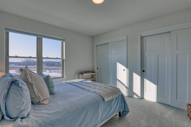 1721 Arthurs PASS, Oconomowoc, WI 53066