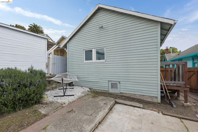 1983 38Th Ave, Oakland, CA 94601