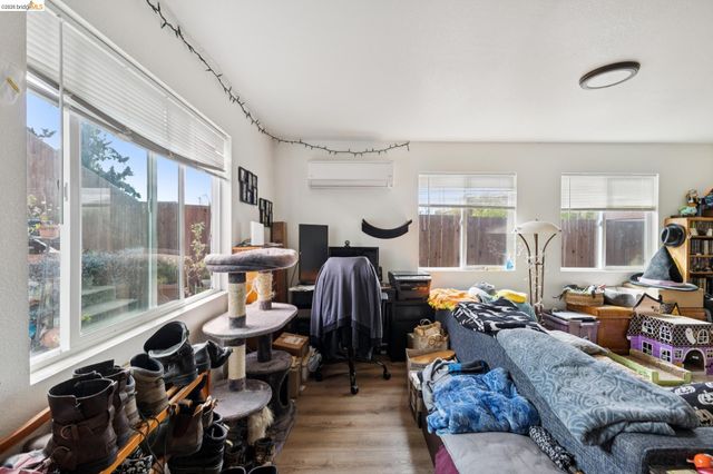 1983 38Th Ave, Oakland, CA 94601