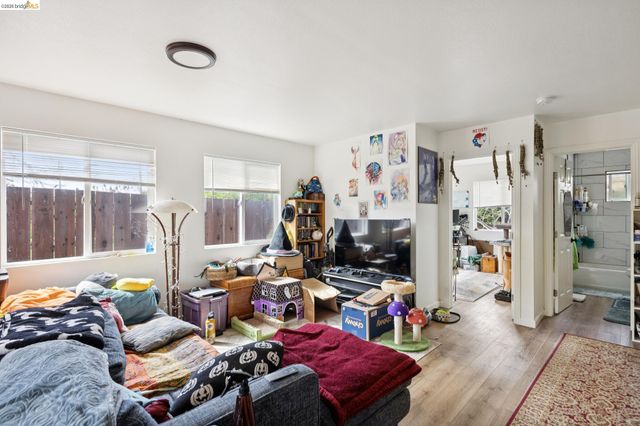 1983 38Th Ave, Oakland, CA 94601