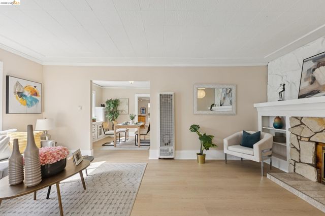 1983 38Th Ave, Oakland, CA 94601