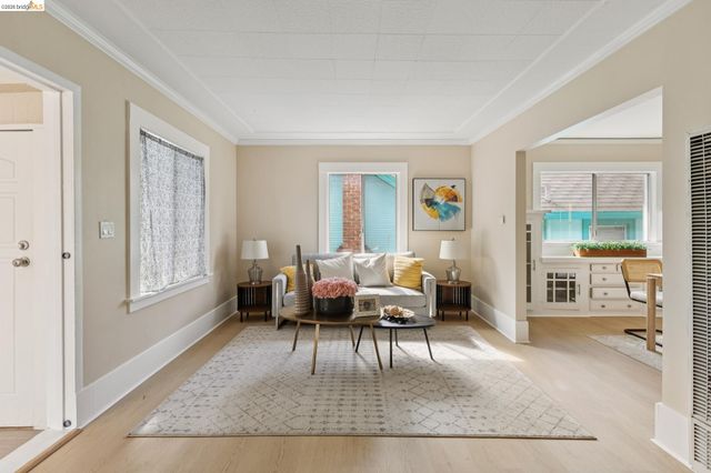 1983 38Th Ave, Oakland, CA 94601