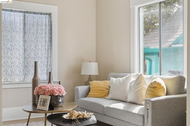 1983 38Th Ave, Oakland, CA 94601