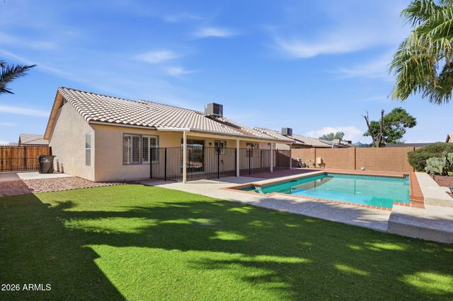 8508 W HAZELWOOD Street, Phoenix, AZ 85037