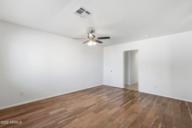 8508 W HAZELWOOD Street, Phoenix, AZ 85037