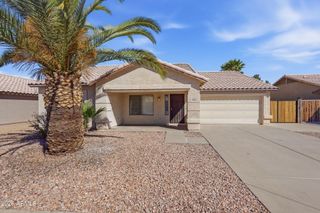 8508 W HAZELWOOD Street, Phoenix, AZ 85037