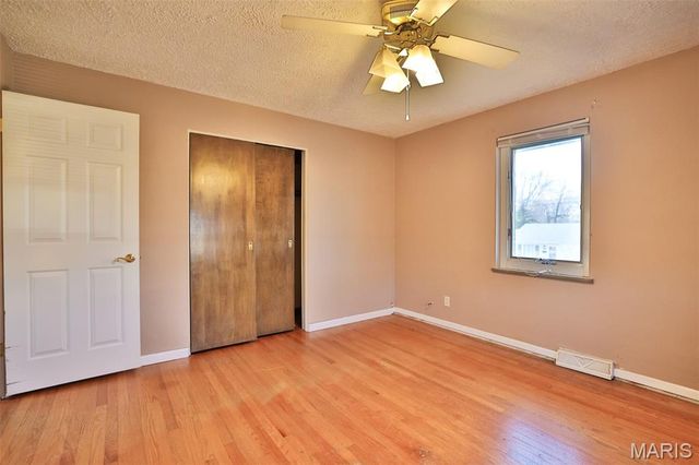 21 Midway Avenue, Cottage Hills, IL 62018