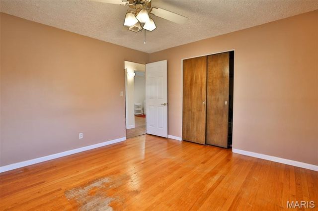 21 Midway Avenue, Cottage Hills, IL 62018