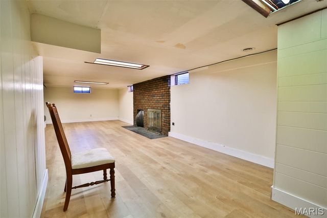 21 Midway Avenue, Cottage Hills, IL 62018