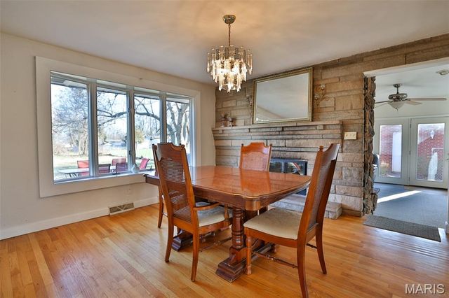 21 Midway Avenue, Cottage Hills, IL 62018