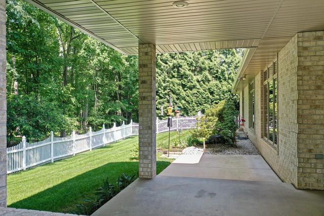 1184 PLEASANT VALLEY DRIVE, Oneida, WI 54155