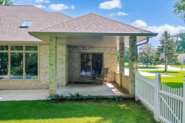 1184 PLEASANT VALLEY DRIVE, Oneida, WI 54155