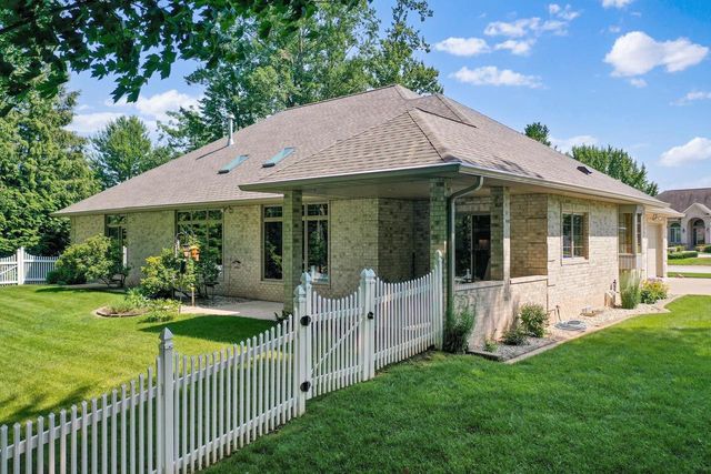 1184 PLEASANT VALLEY DRIVE, Oneida, WI 54155