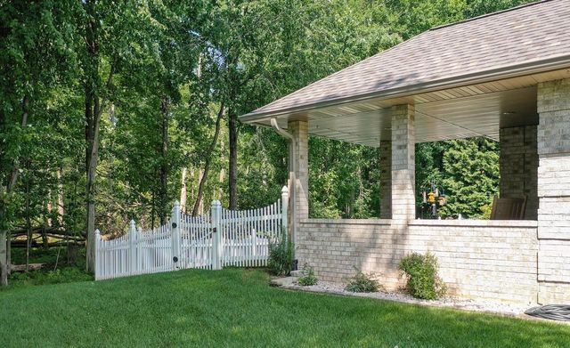 1184 PLEASANT VALLEY DRIVE, Oneida, WI 54155