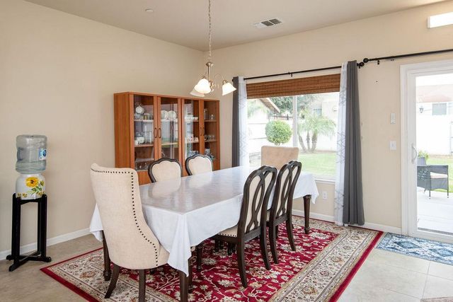 1536 Vandalay Dr, Ceres, CA 95307